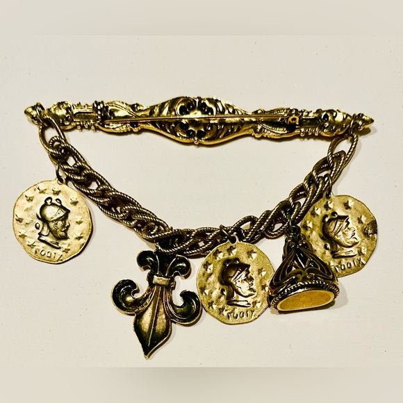 VINTAGE Mid Century Rare Large Drippy Chatalaine Style Brooch w Charms FANTASTIC - Picture 4 of 8
